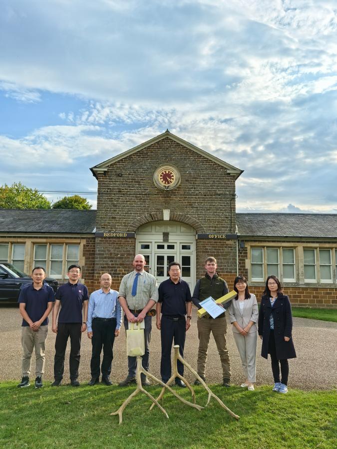 调研英国乌邦寺鹿苑