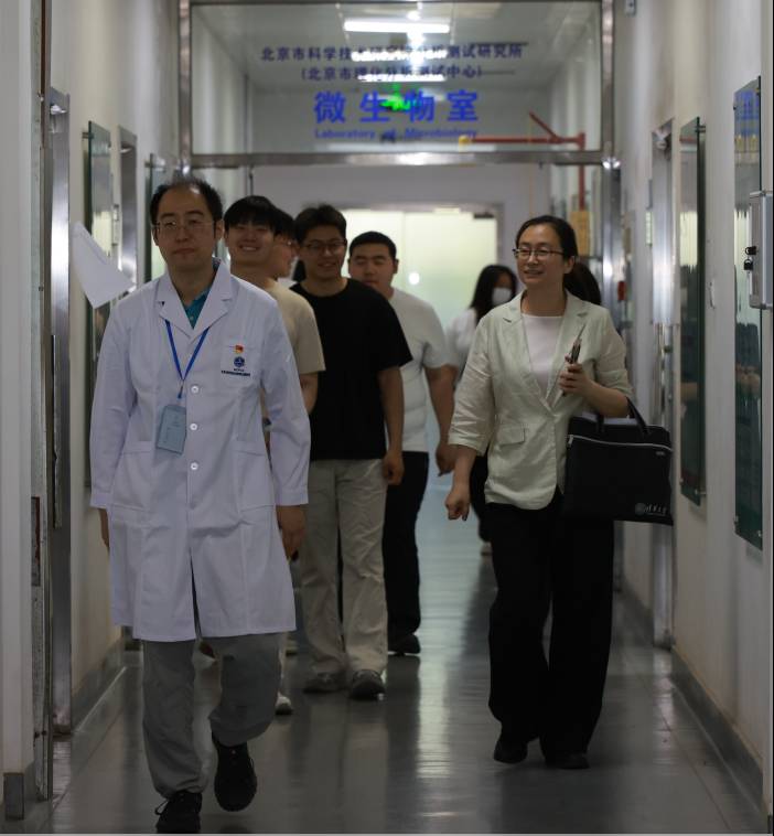 实验室开放区域参观