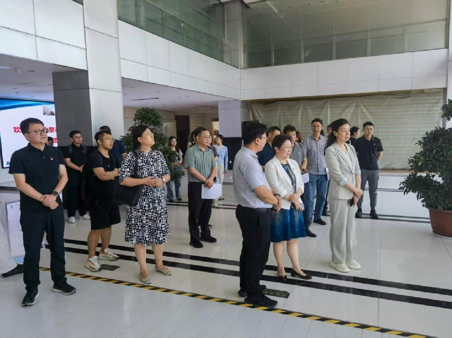 主题党日活动现场1